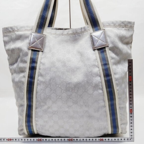 GUCCI Medium GG Canvas Web Vertical Tote - Picture 2 of 9